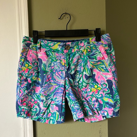 Lilly Pulitzer Pants - Lilly Pulitzer Jayne Multicolor Floral  Shorts - Pink, Green & Blue Sz 0